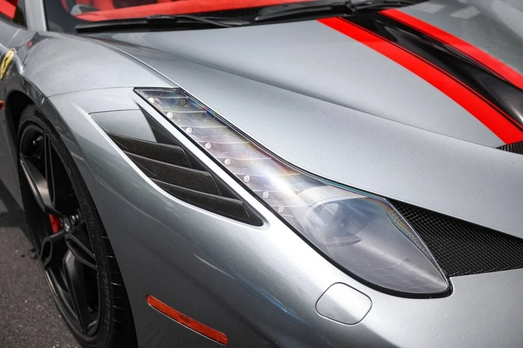2015 Ferrari 458 Speciale Aperta - Image 15 of 31