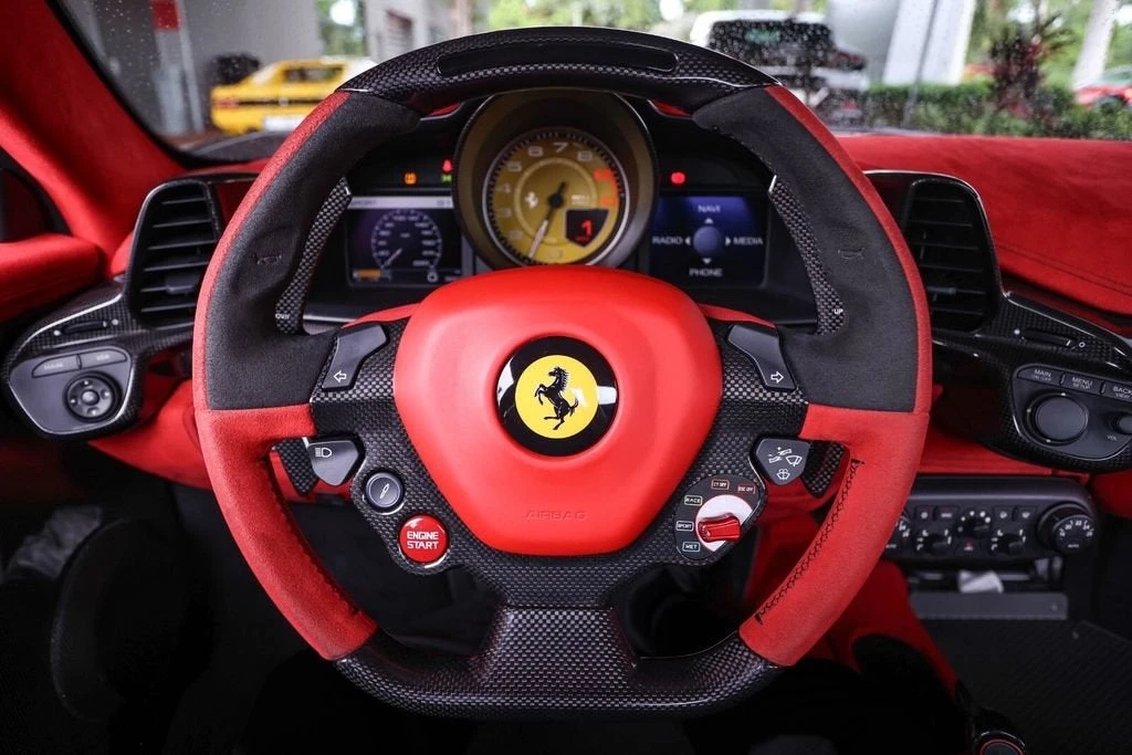 2015 Ferrari 458 Speciale Aperta - Image 29 of 31