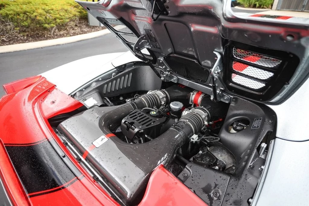 2015 Ferrari 458 Speciale Aperta - Image 25 of 31