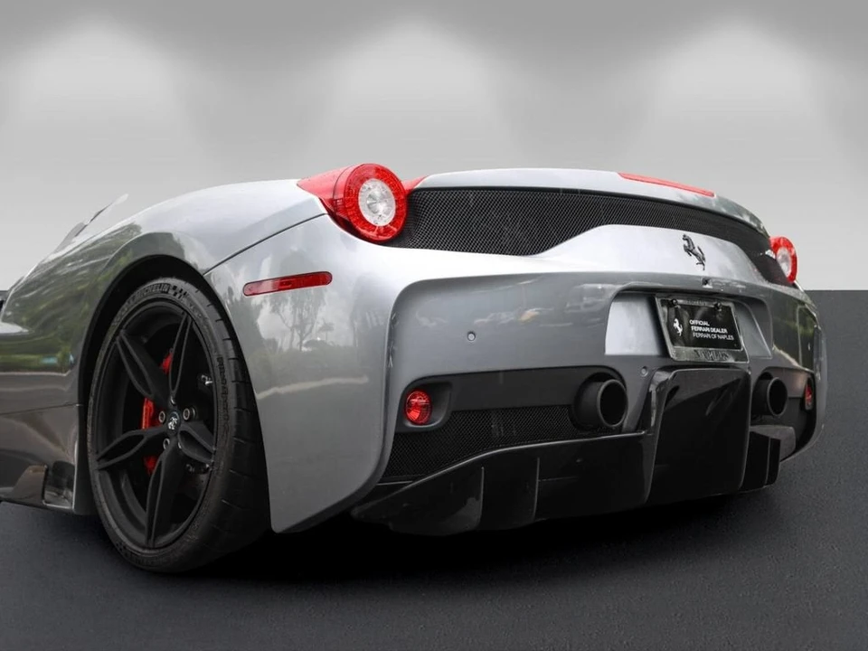 2015 Ferrari 458 Speciale Aperta - Image 20 of 31