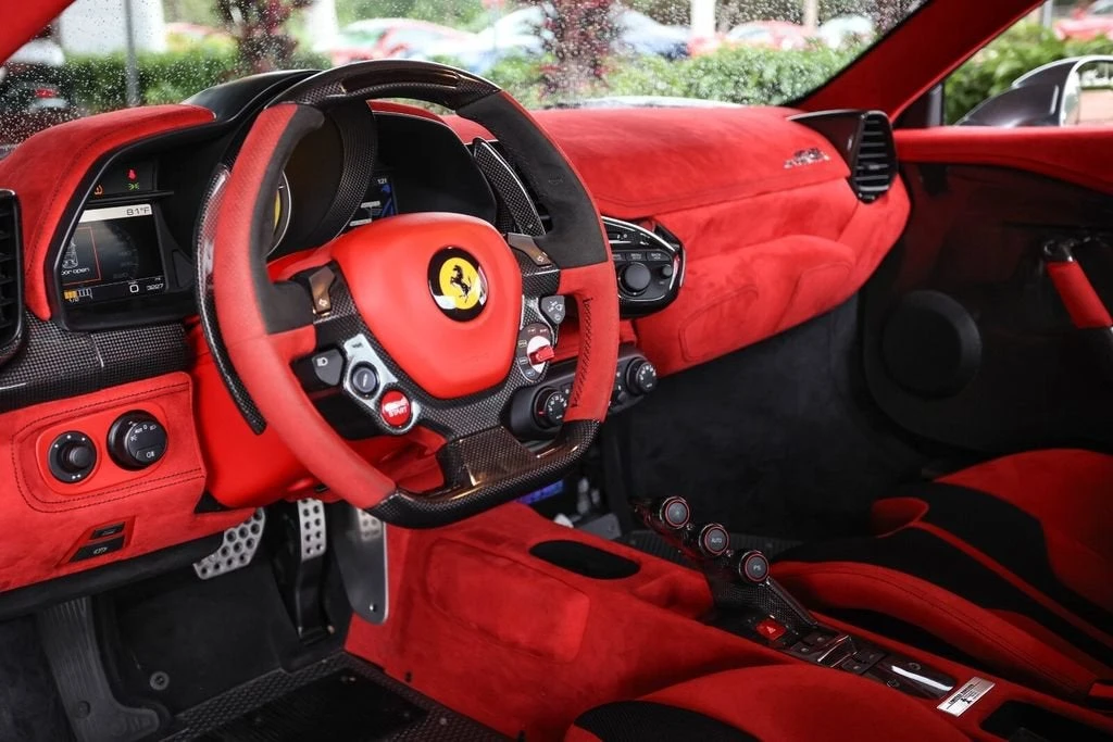2015 Ferrari 458 Speciale Aperta - Image 28 of 31
