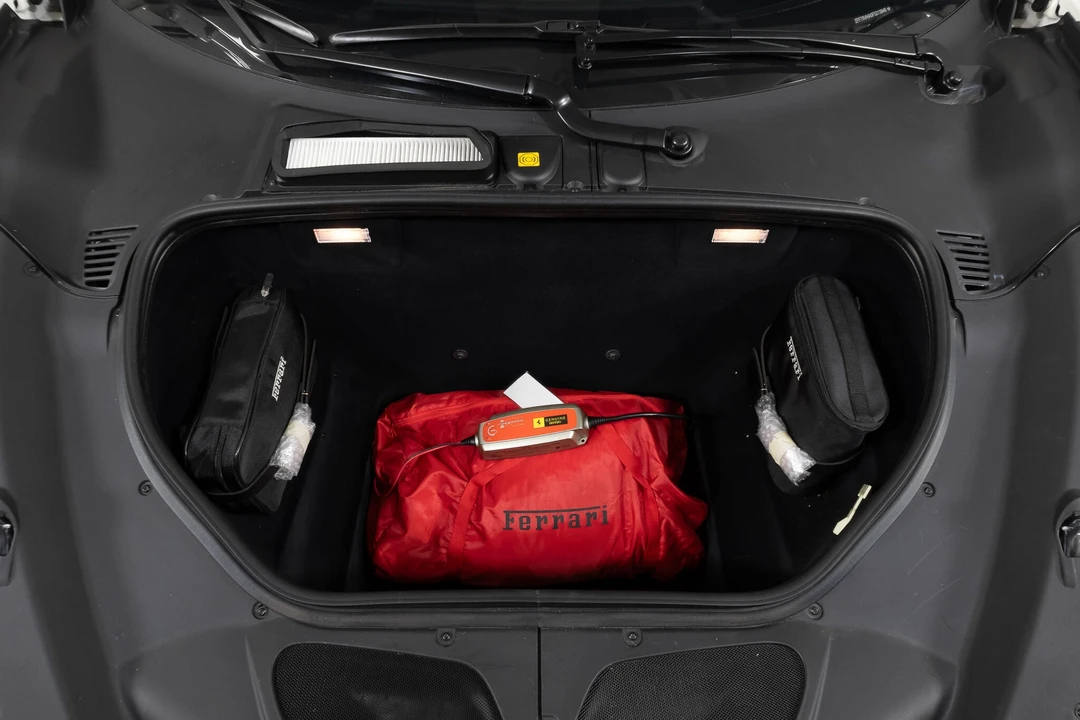 2015 Ferrari 458 Speciale Aperta - Image 24 of 31