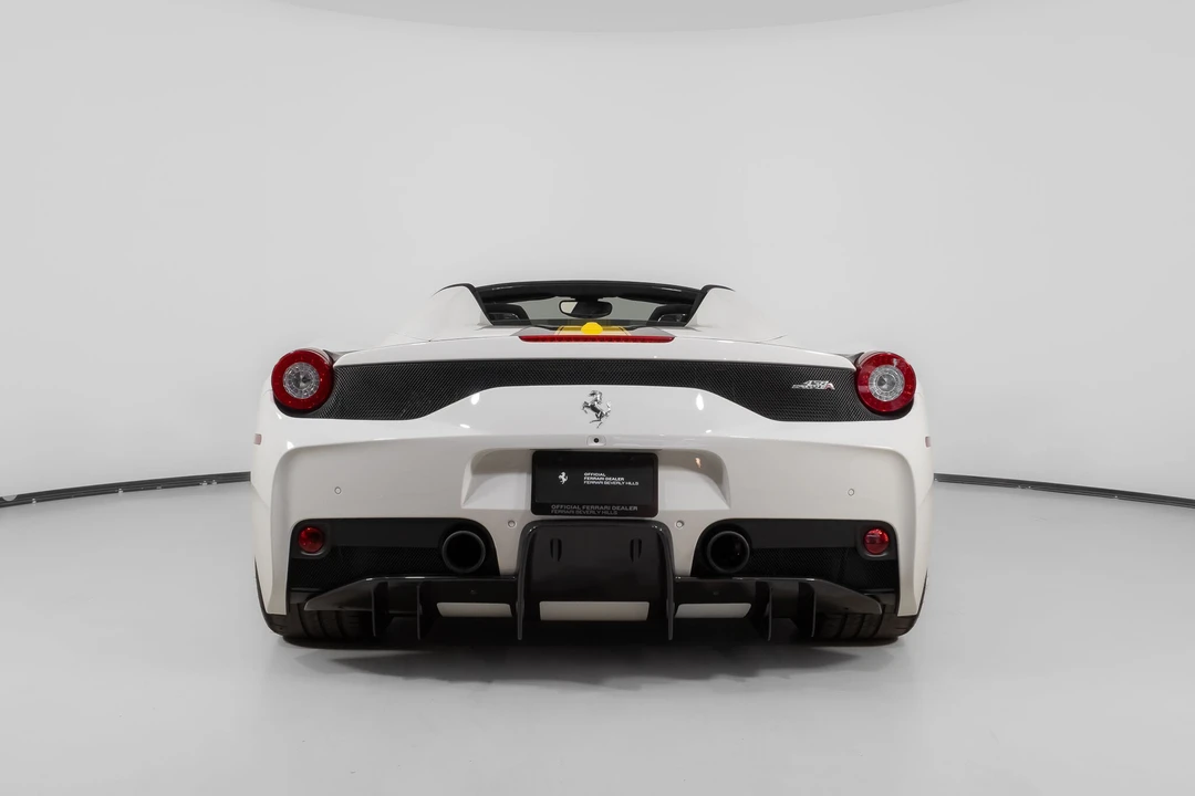 2015 Ferrari 458 Speciale Aperta - Image 6 of 31
