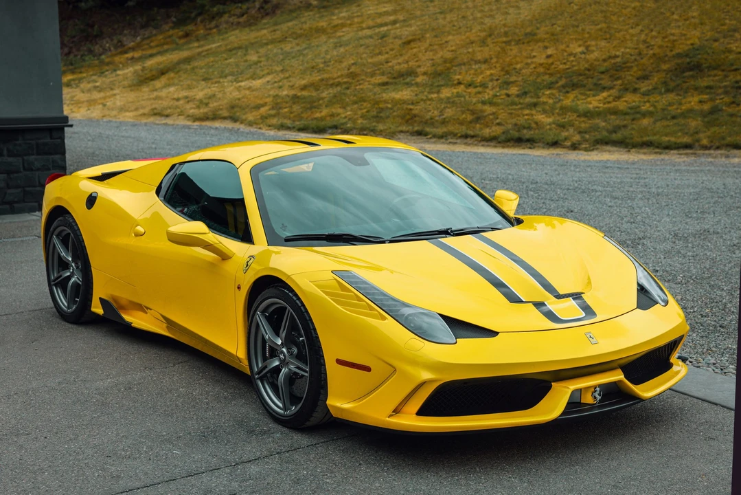 2015 Ferrari 458 Speciale Aperta - Image 22 of 31