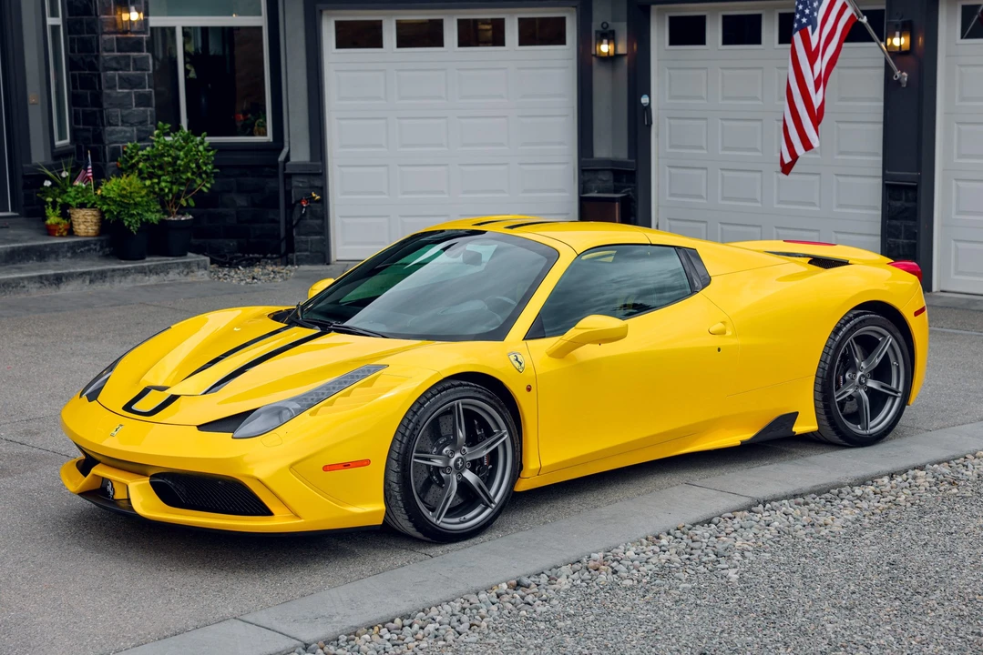 2015 Ferrari 458 Speciale Aperta - Image 2 of 31