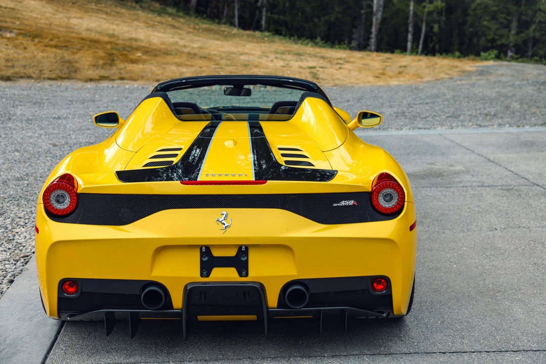2015 Ferrari 458 Speciale Aperta - Image 31 of 31
