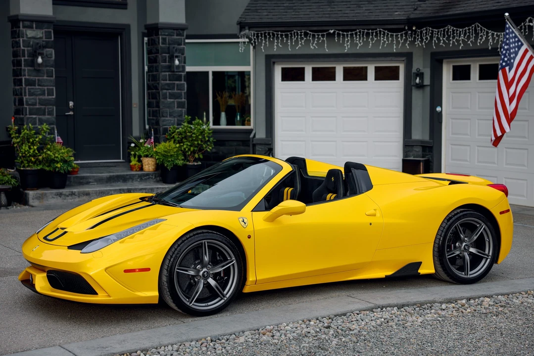 2015 Ferrari 458 Speciale Aperta - Image 25 of 31