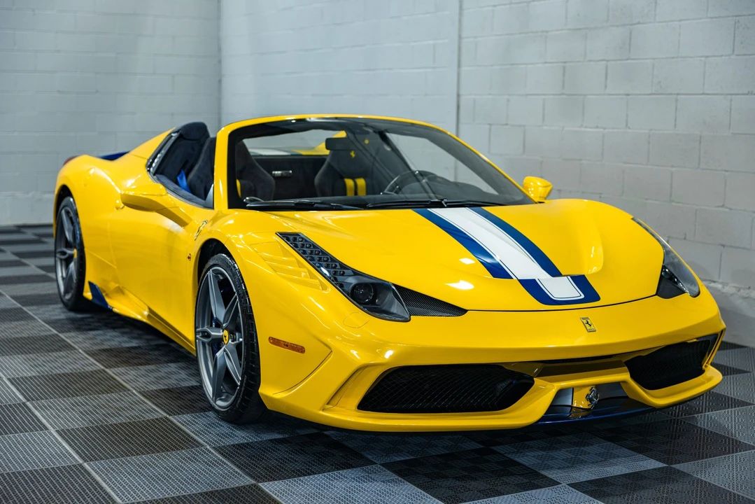 2015 Ferrari 458 Speciale Aperta - Image 4 of 31