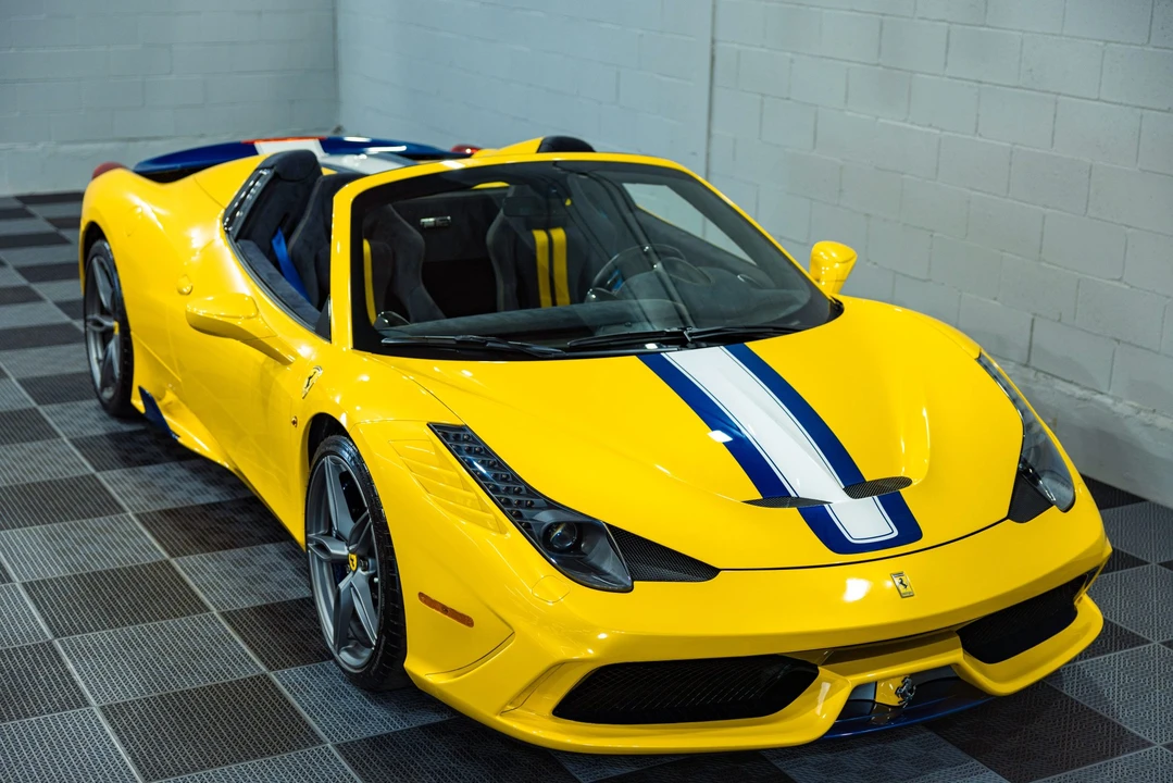 2015 Ferrari 458 Speciale Aperta - Image 3 of 31
