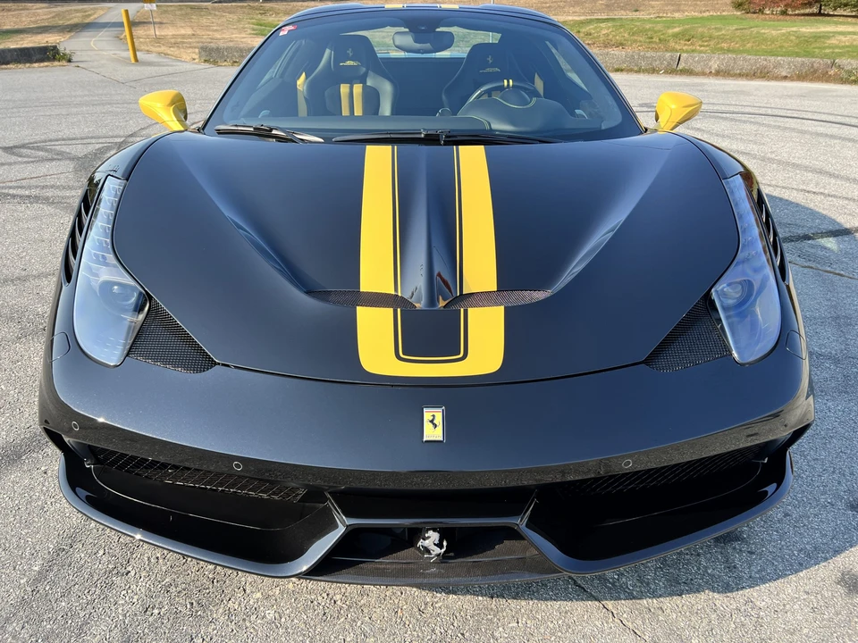 2015 Ferrari 458 Speciale Aperta - Image 15 of 31