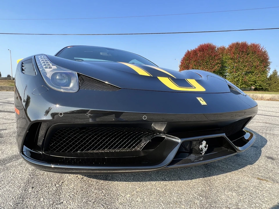 2015 Ferrari 458 Speciale Aperta - Image 19 of 31