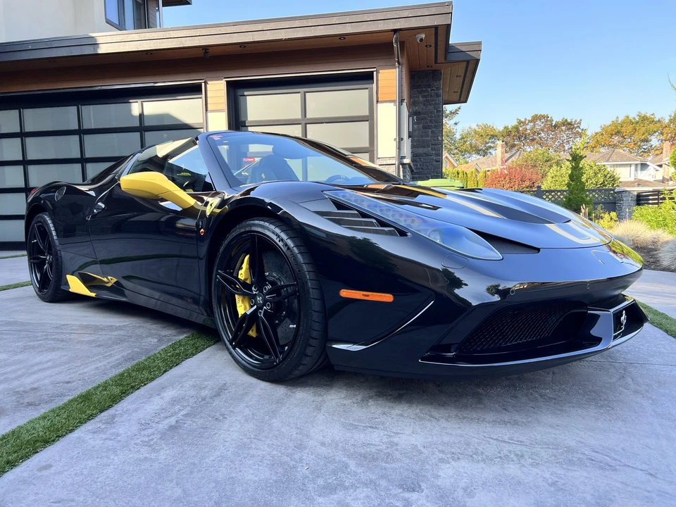 2015 Ferrari 458 Speciale Aperta - Image 12 of 31