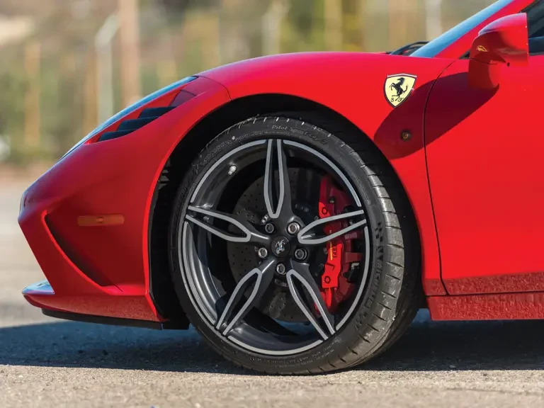 2015 Ferrari 458 Speciale Aperta - Image 29 of 31
