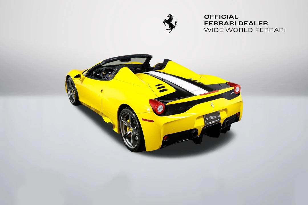 2015 Ferrari 458 Speciale Aperta - Image 17 of 31