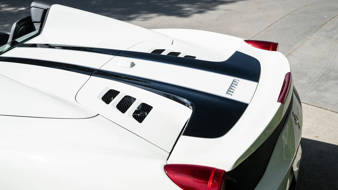2015 Ferrari 458 Speciale Aperta - Image 22 of 31