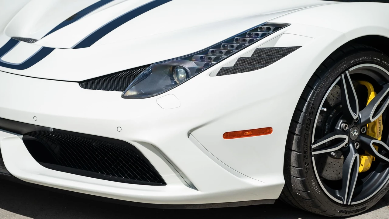2015 Ferrari 458 Speciale Aperta - Image 31 of 31