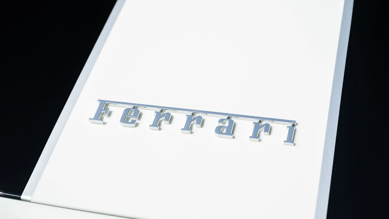 2015 Ferrari 458 Speciale Aperta - Image 23 of 31