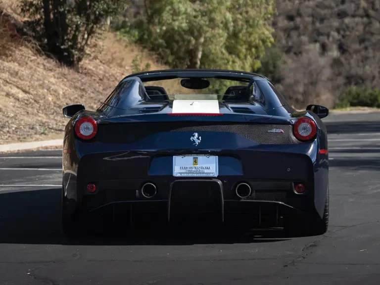2015 Ferrari 458 Speciale Aperta - Image 11 of 31