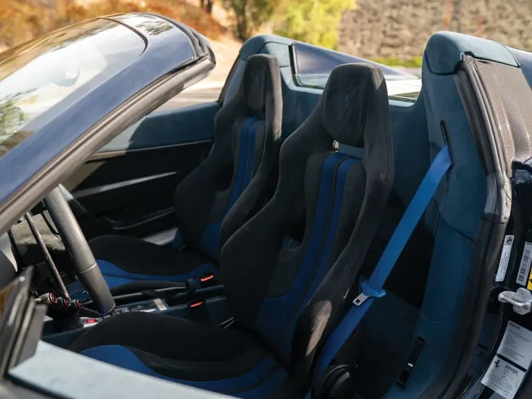 2015 Ferrari 458 Speciale Aperta - Image 15 of 31