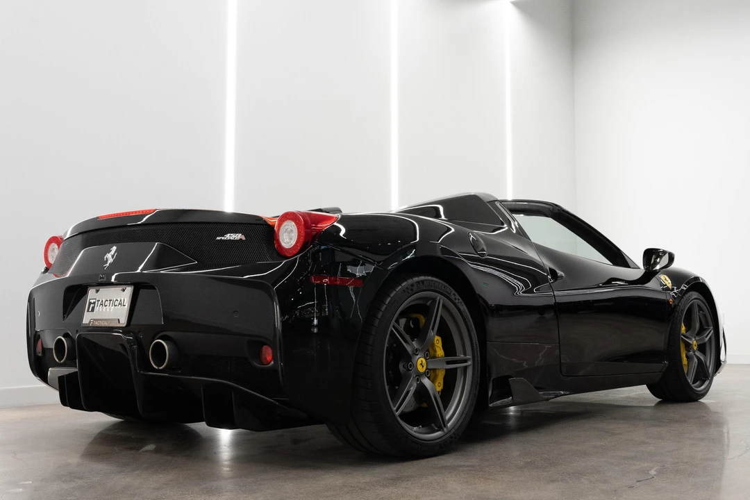 2015 Ferrari 458 Speciale Aperta - Image 4 of 31