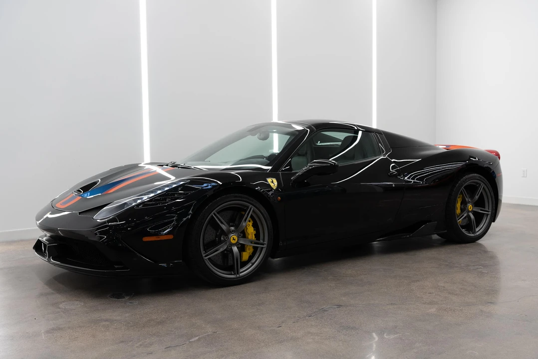 2015 Ferrari 458 Speciale Aperta - Image 10 of 31