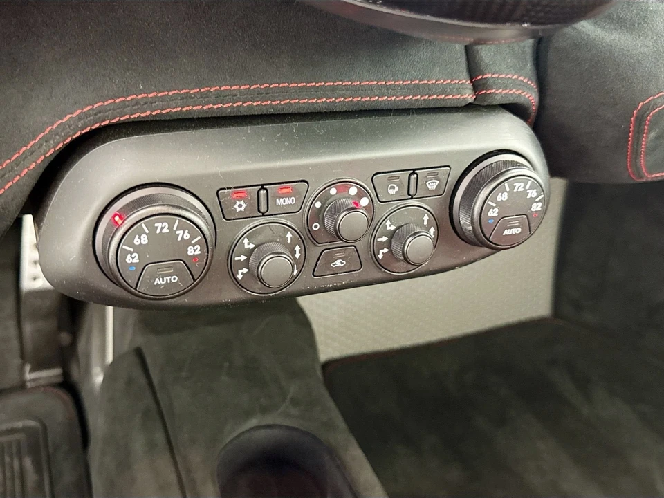 2015 Ferrari 458 Speciale Aperta - Image 12 of 31