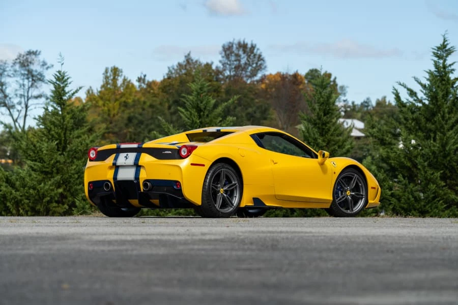 2015 Ferrari 458 Speciale Aperta - Image 22 of 31