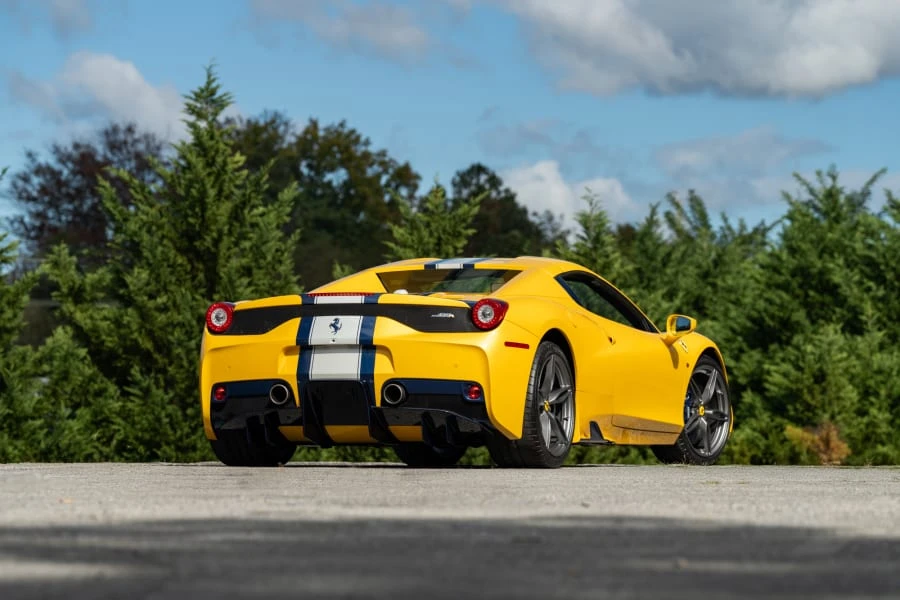 2015 Ferrari 458 Speciale Aperta - Image 3 of 31