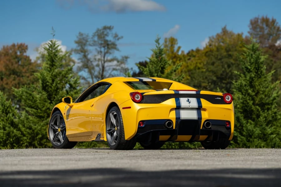 2015 Ferrari 458 Speciale Aperta - Image 12 of 31