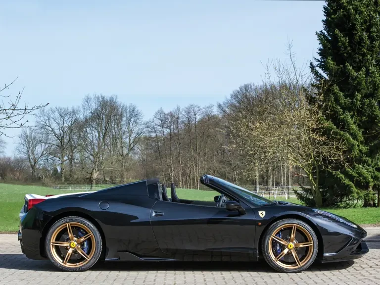 2015 Ferrari 458 Speciale Aperta - Image 6 of 28