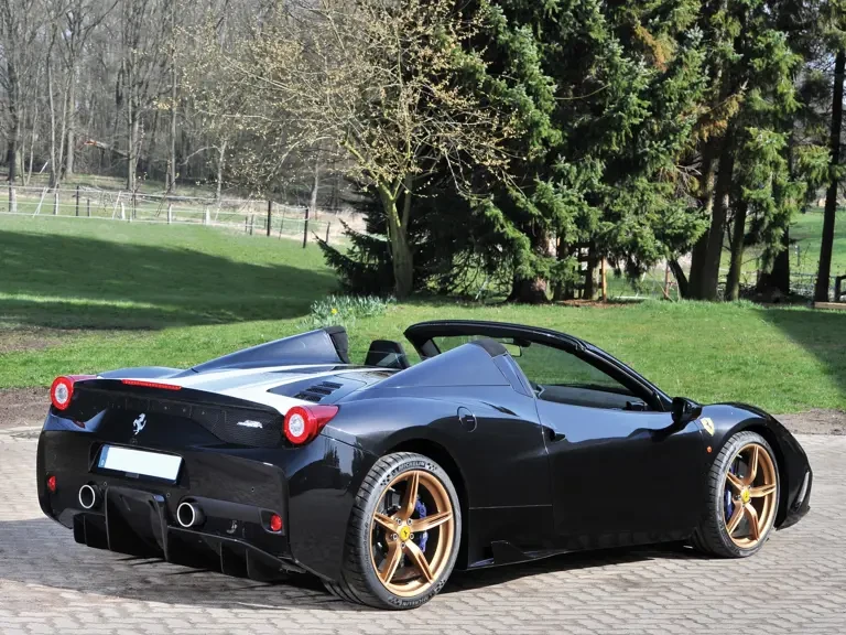 2015 Ferrari 458 Speciale Aperta - Image 22 of 28