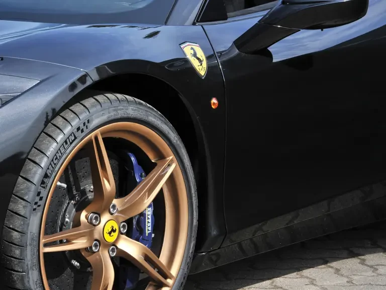 2015 Ferrari 458 Speciale Aperta - Image 13 of 28