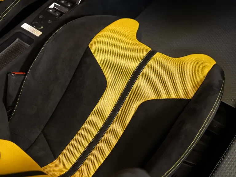 2015 Ferrari 458 Speciale Aperta - Image 13 of 31
