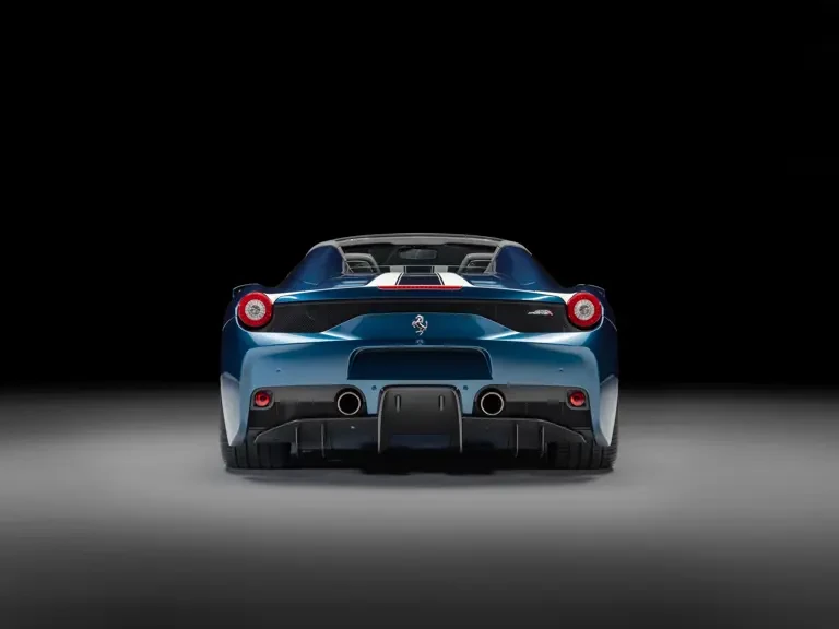 2015 Ferrari 458 Speciale Aperta - Image 9 of 31