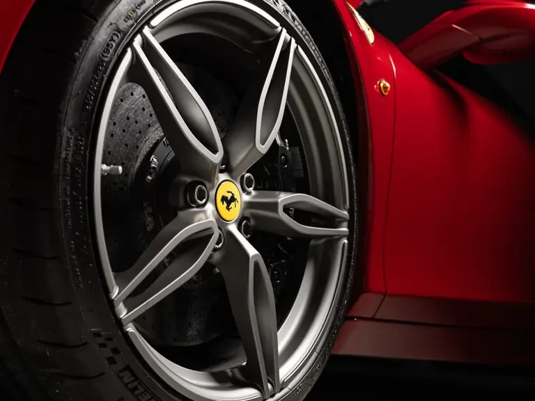 2015 Ferrari 458 Speciale Aperta - Image 25 of 31
