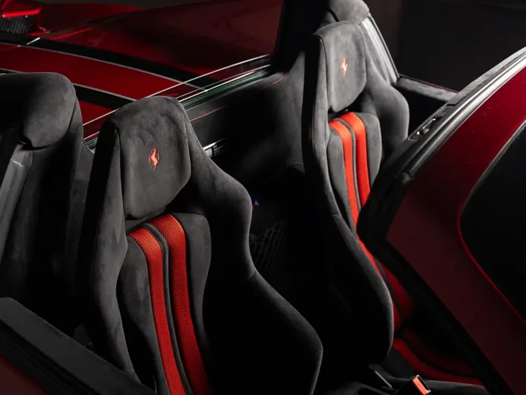 2015 Ferrari 458 Speciale Aperta - Image 17 of 31