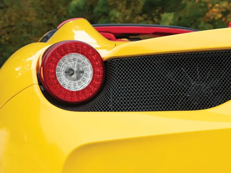 2015 Ferrari 458 Speciale Aperta - Image 25 of 31