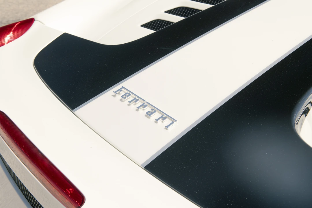 2015 Ferrari 458 Speciale Aperta - Image 16 of 31