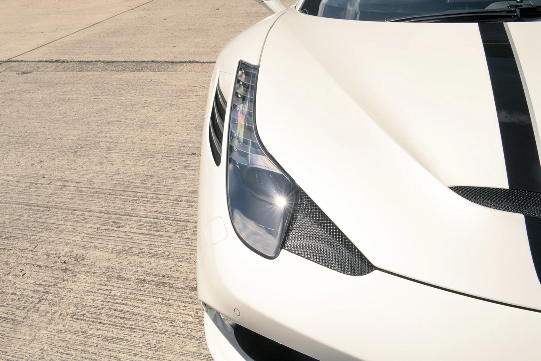 2015 Ferrari 458 Speciale Aperta - Image 23 of 31