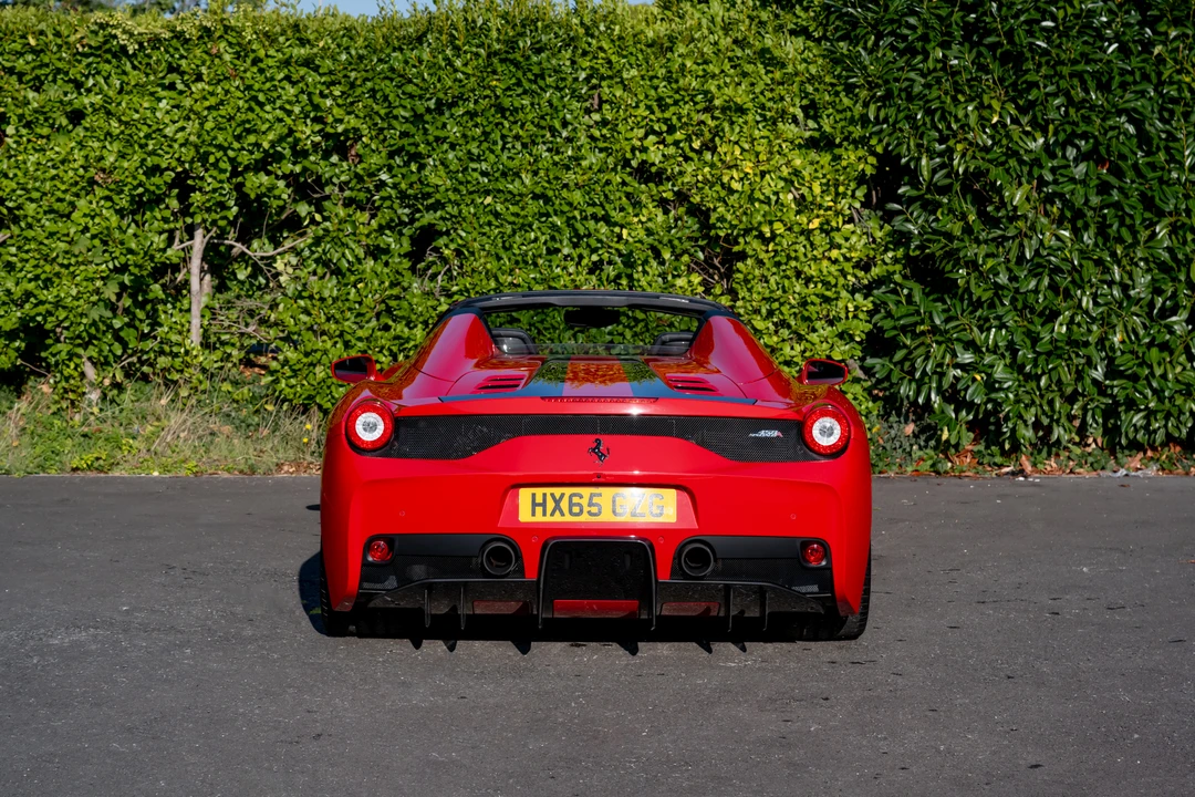2015 Ferrari 458 Speciale Aperta - Image 7 of 31