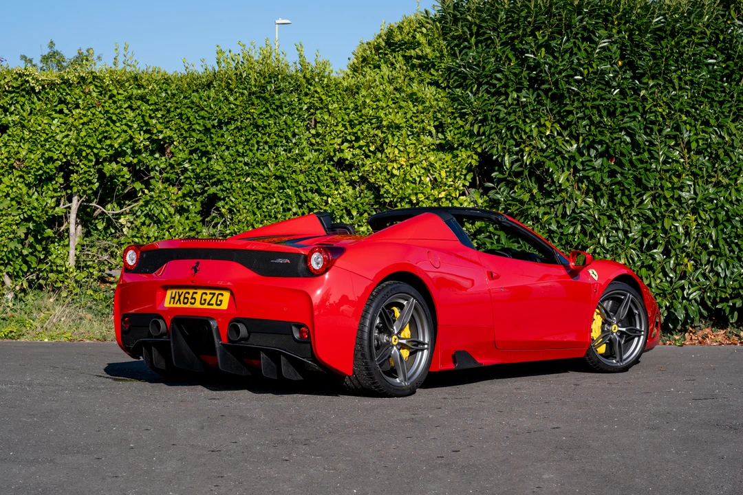 2015 Ferrari 458 Speciale Aperta - Image 6 of 31
