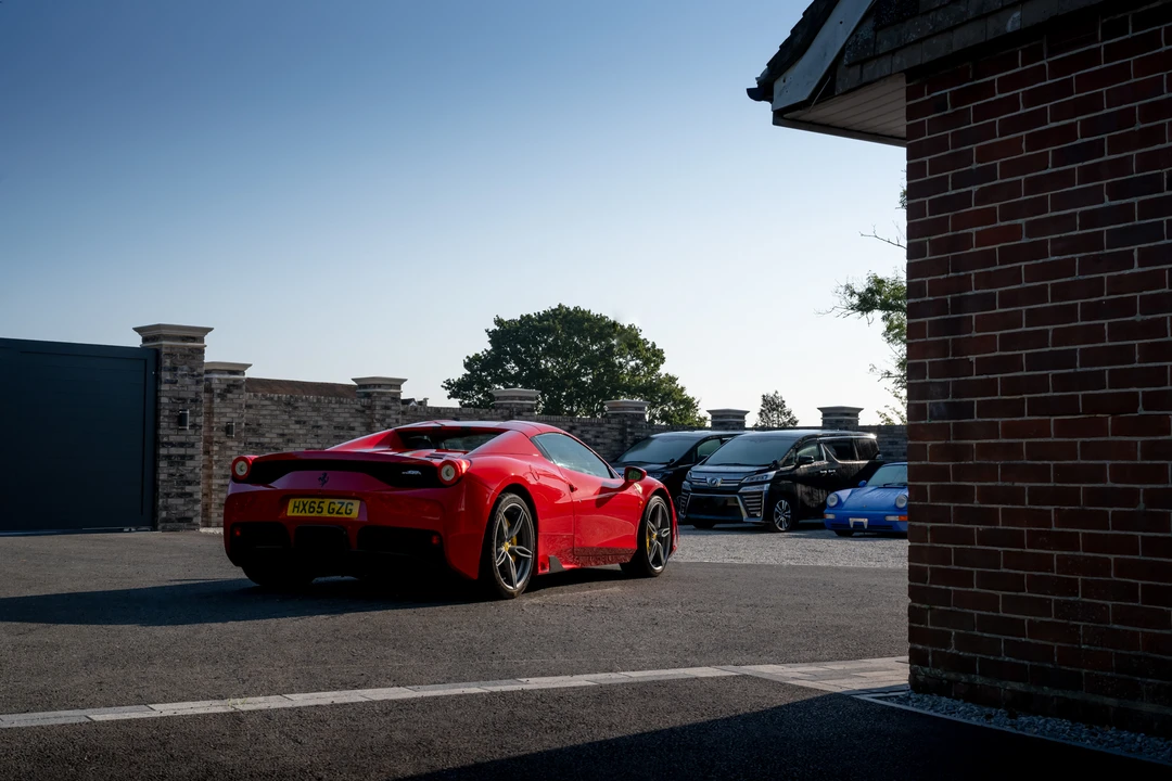 2015 Ferrari 458 Speciale Aperta - Image 14 of 31
