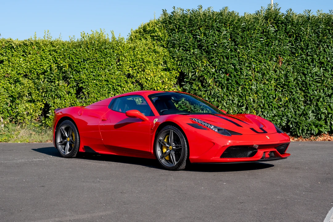 2015 Ferrari 458 Speciale Aperta - Image 11 of 31