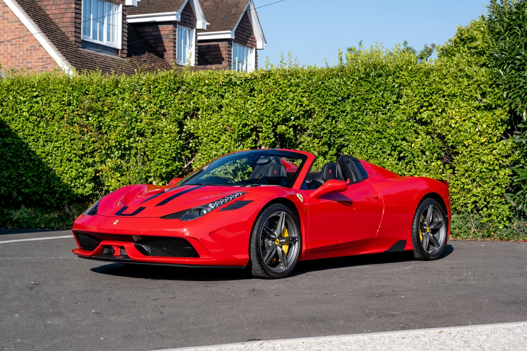 2015 Ferrari 458 Speciale Aperta - Image 10 of 31