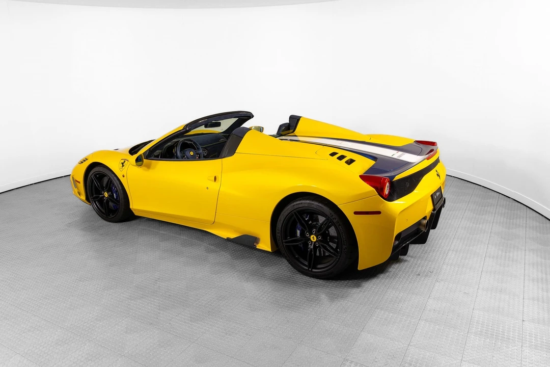 2015 Ferrari 458 Speciale Aperta - Image 3 of 12