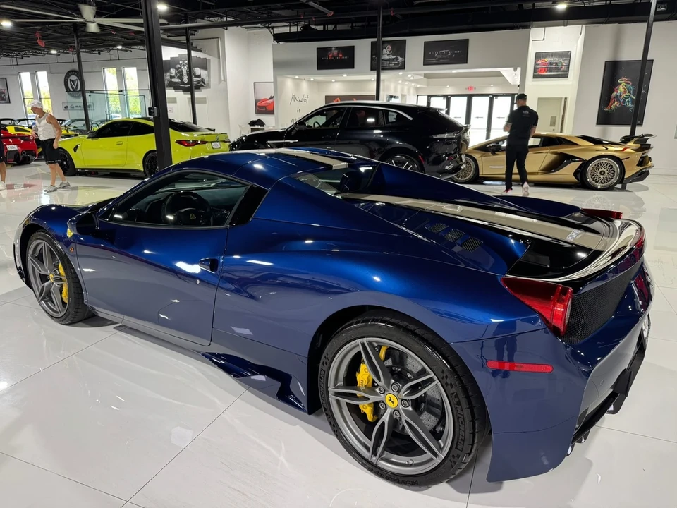 2015 Ferrari 458 Speciale Aperta - Image 13 of 21