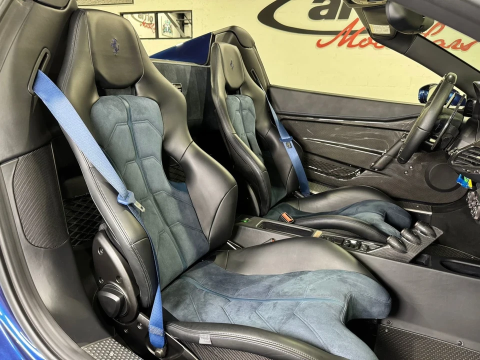 2015 Ferrari 458 Speciale Aperta - Image 19 of 21