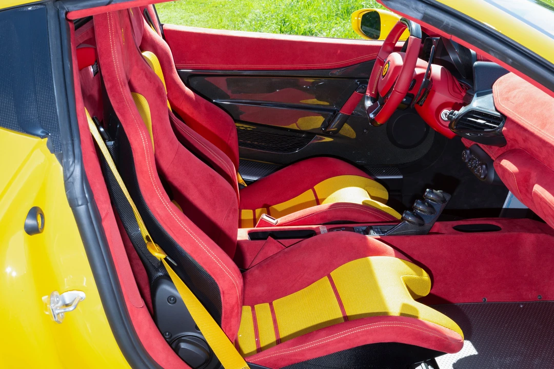 2015 Ferrari 458 Speciale Aperta - Image 14 of 31