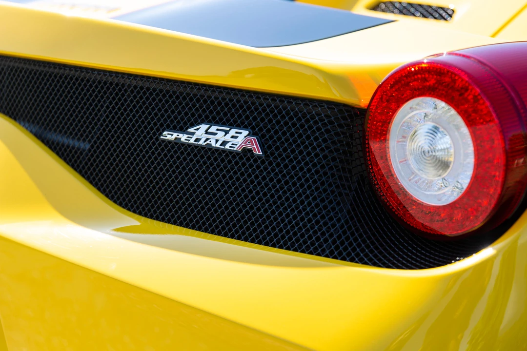 2015 Ferrari 458 Speciale Aperta - Image 30 of 31