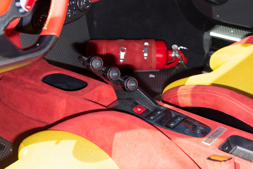 2015 Ferrari 458 Speciale Aperta - Image 19 of 31